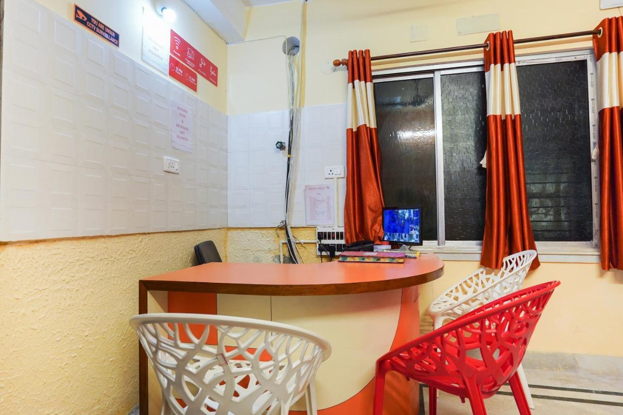 Oyo 44577 Barman Guest House South Suburban Esterno foto